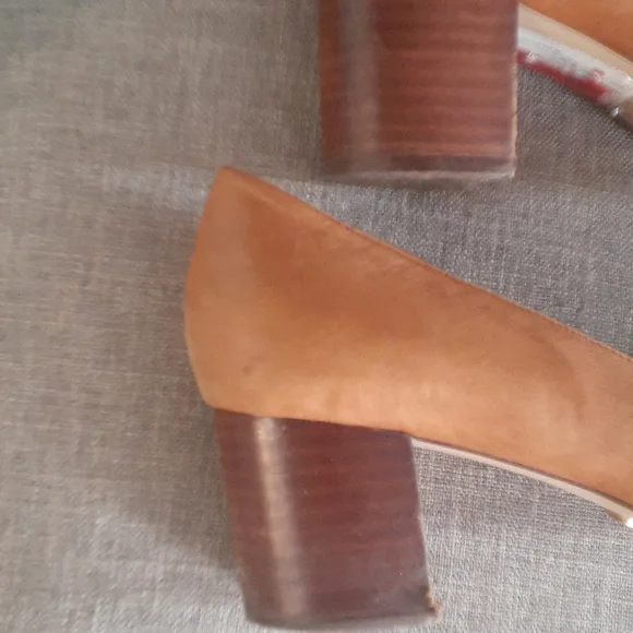 Lauren ralph Lauren tan leather pumps shoe  size 10B - Picture 5 of 16